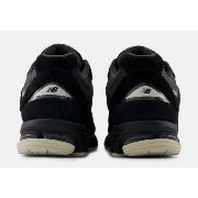 New Balance U2002RL Black Timber Wolf