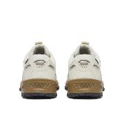Gore-Tex x Saucony Grid Peak GTX "Ivory Gold"